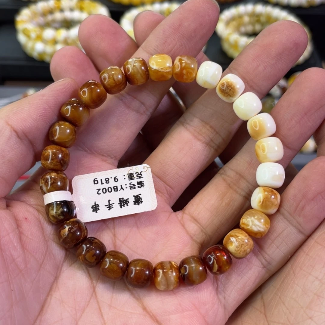 未镶嵌琥珀手串YB002渐变色老型手串