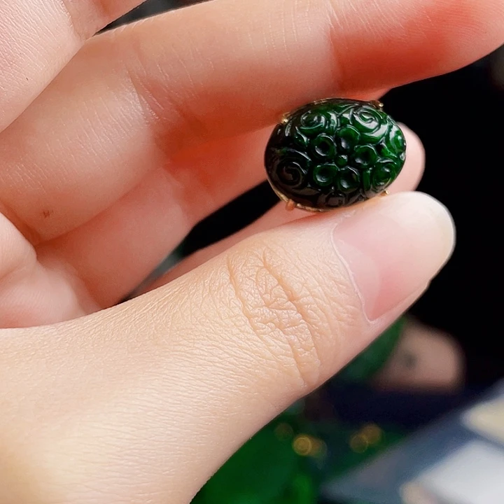 翡翠银S925镶嵌颈饰多样性