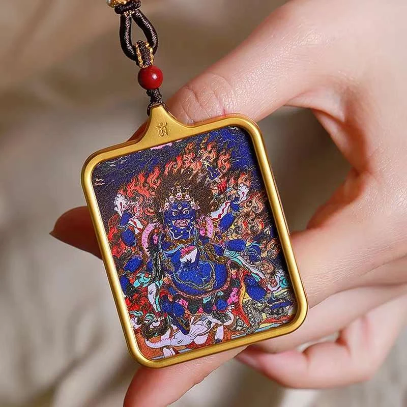 六臂大黑天唐卡摆件钛钢合金吊锥手工编织五彩摆件彩色九华山描金