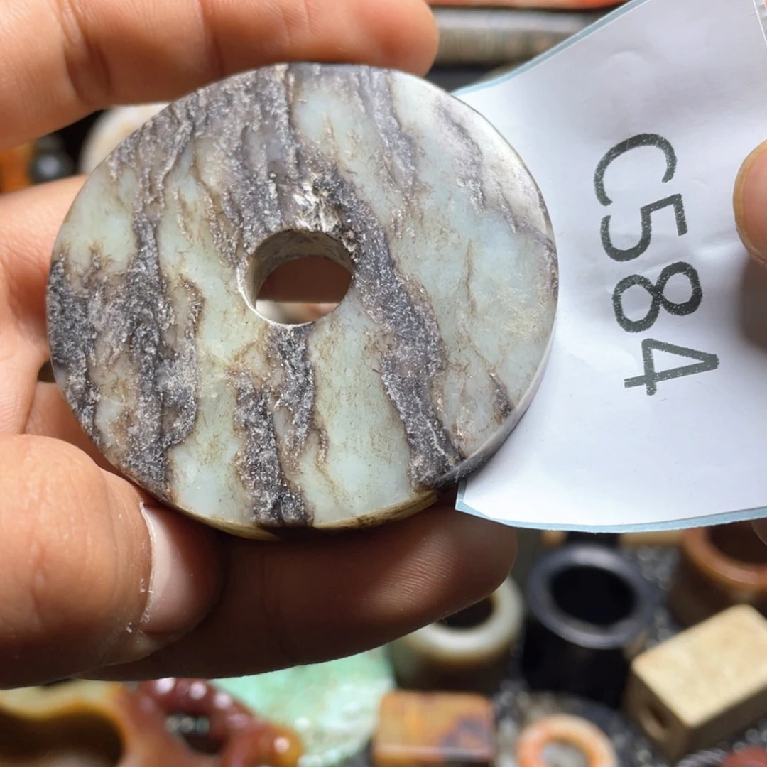 和田玉（糖玉）挂件未镶嵌