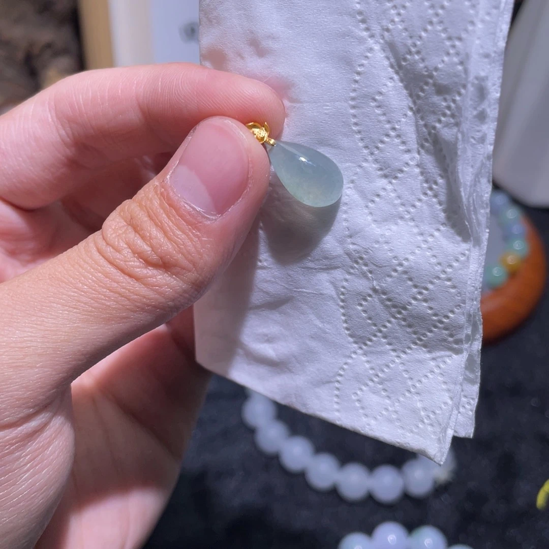 定制翡翠18K金镶嵌吊坠