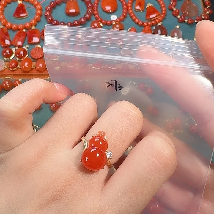 南红玛瑙银S925镶嵌戒指