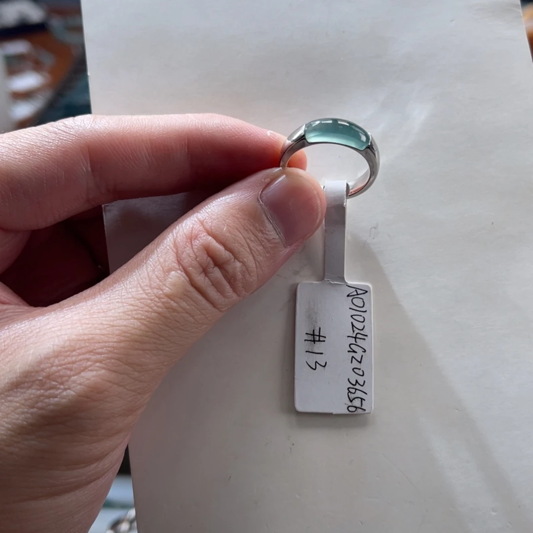 翡翠未镶嵌手镯13号