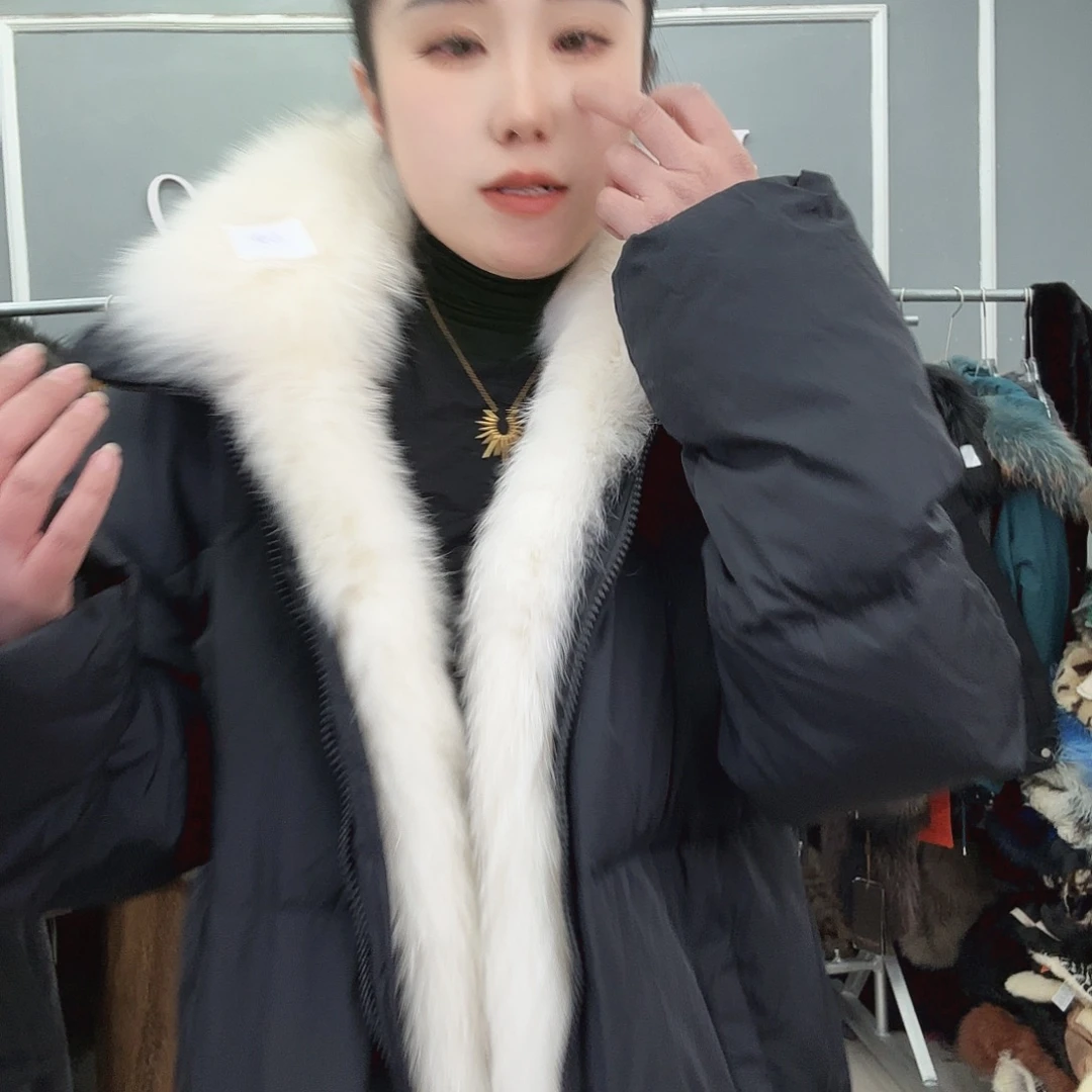 姚小妖家高端皮草