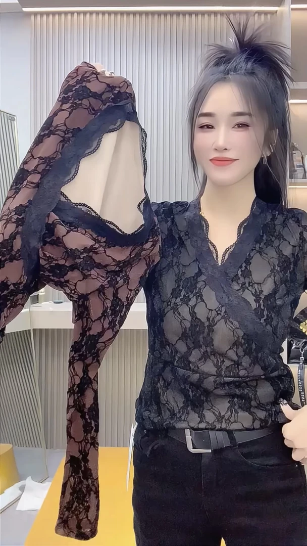 纯欲性感v领上衣女秋冬长袖t恤加绒蕾丝打底衫内搭巨好看独特绝美