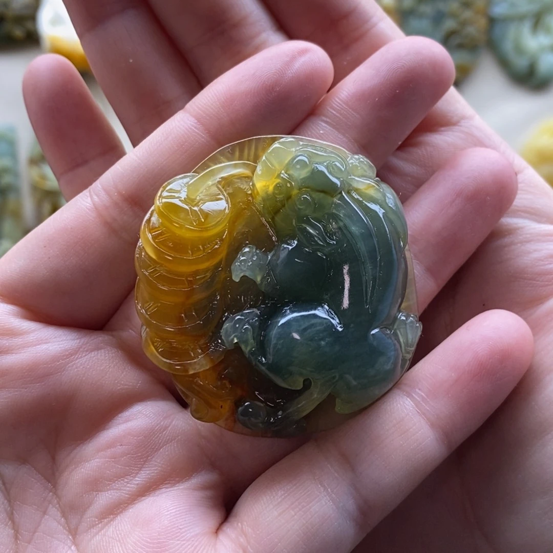 【闪购商品】岫玉未镶嵌颈饰貔貅