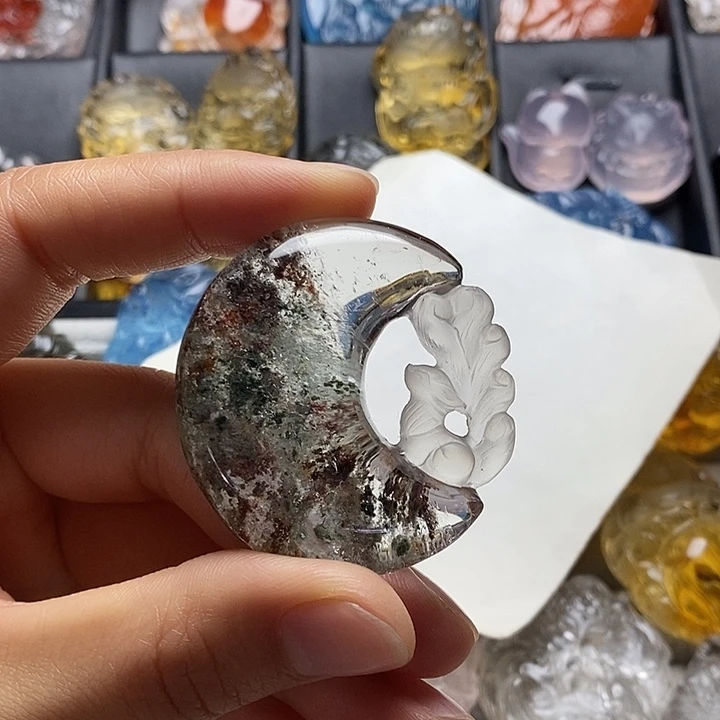 未镶嵌水晶颈饰水晶吊坠