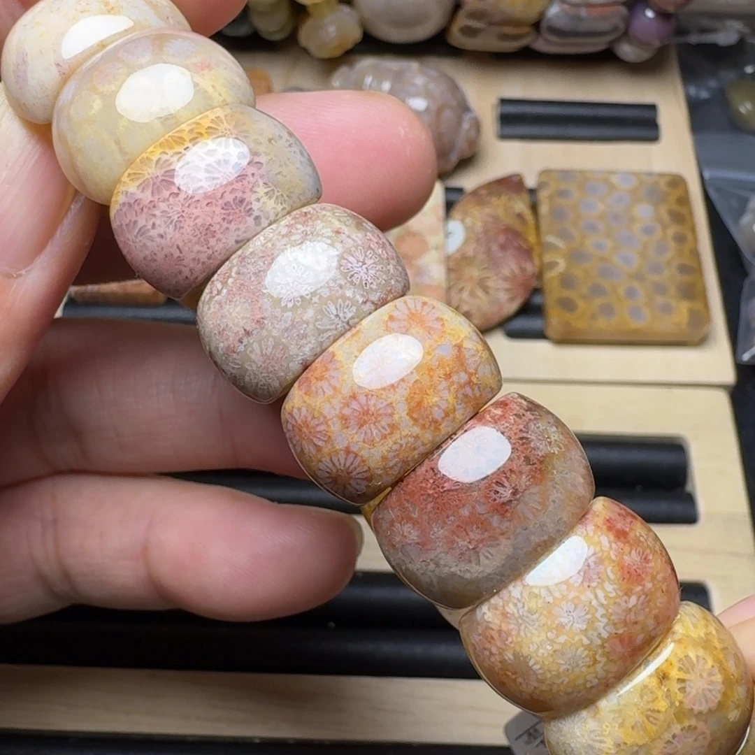 硅化玉未镶嵌纯天然色有机玉石保真惹