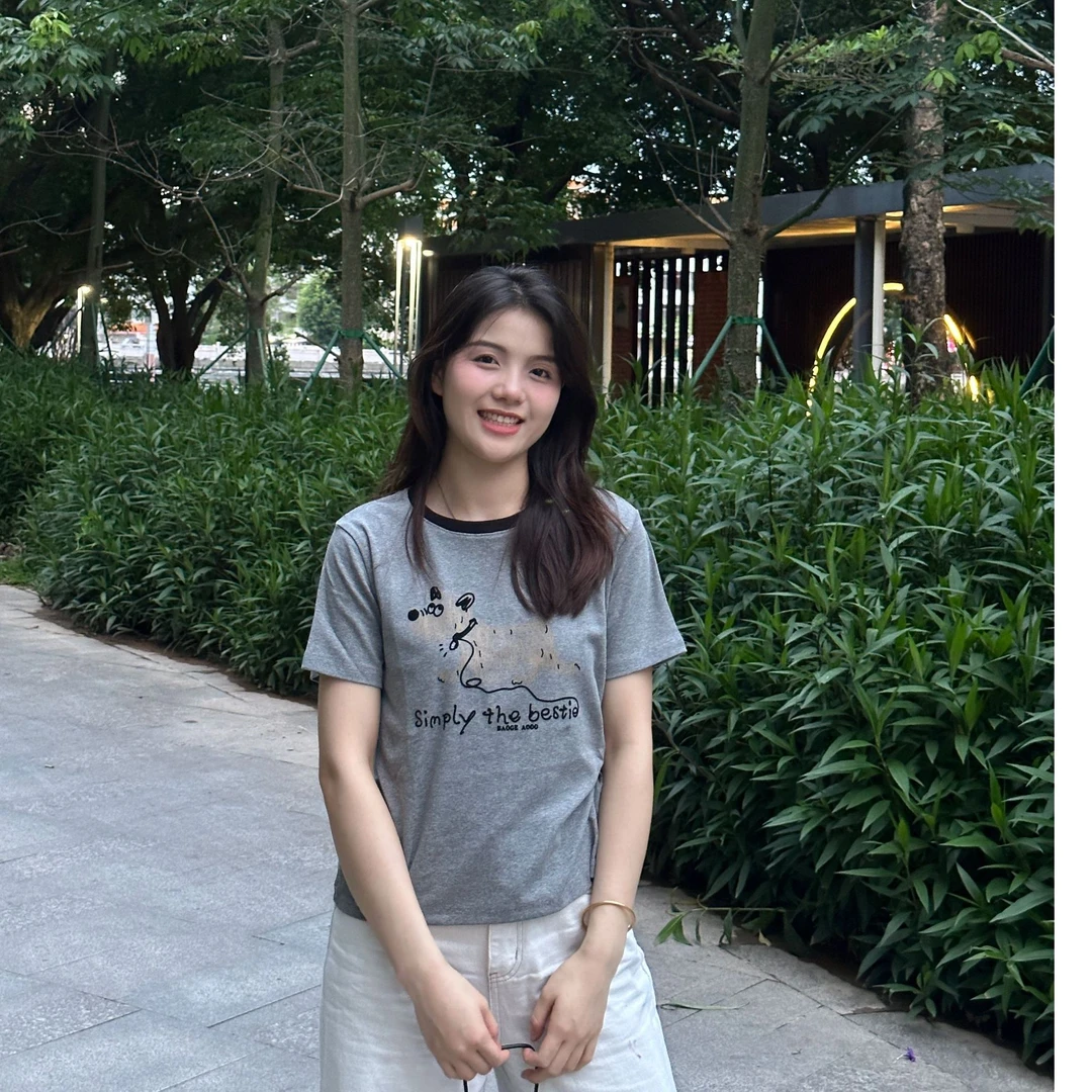 灰色正肩弹力短袖T恤（穿到130斤衣长54胸围88）