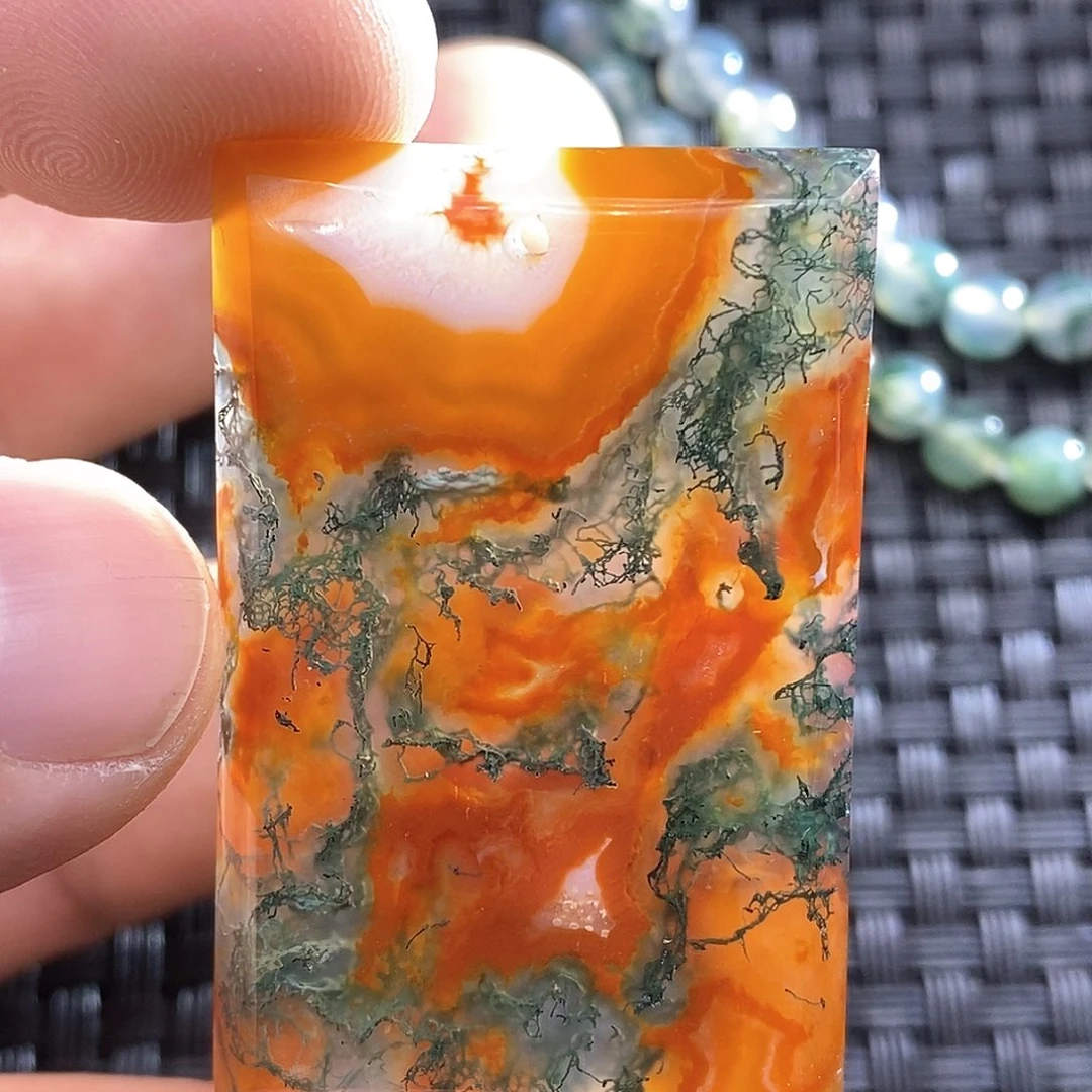 玛瑙/玉髓颈饰未镶嵌孙*文