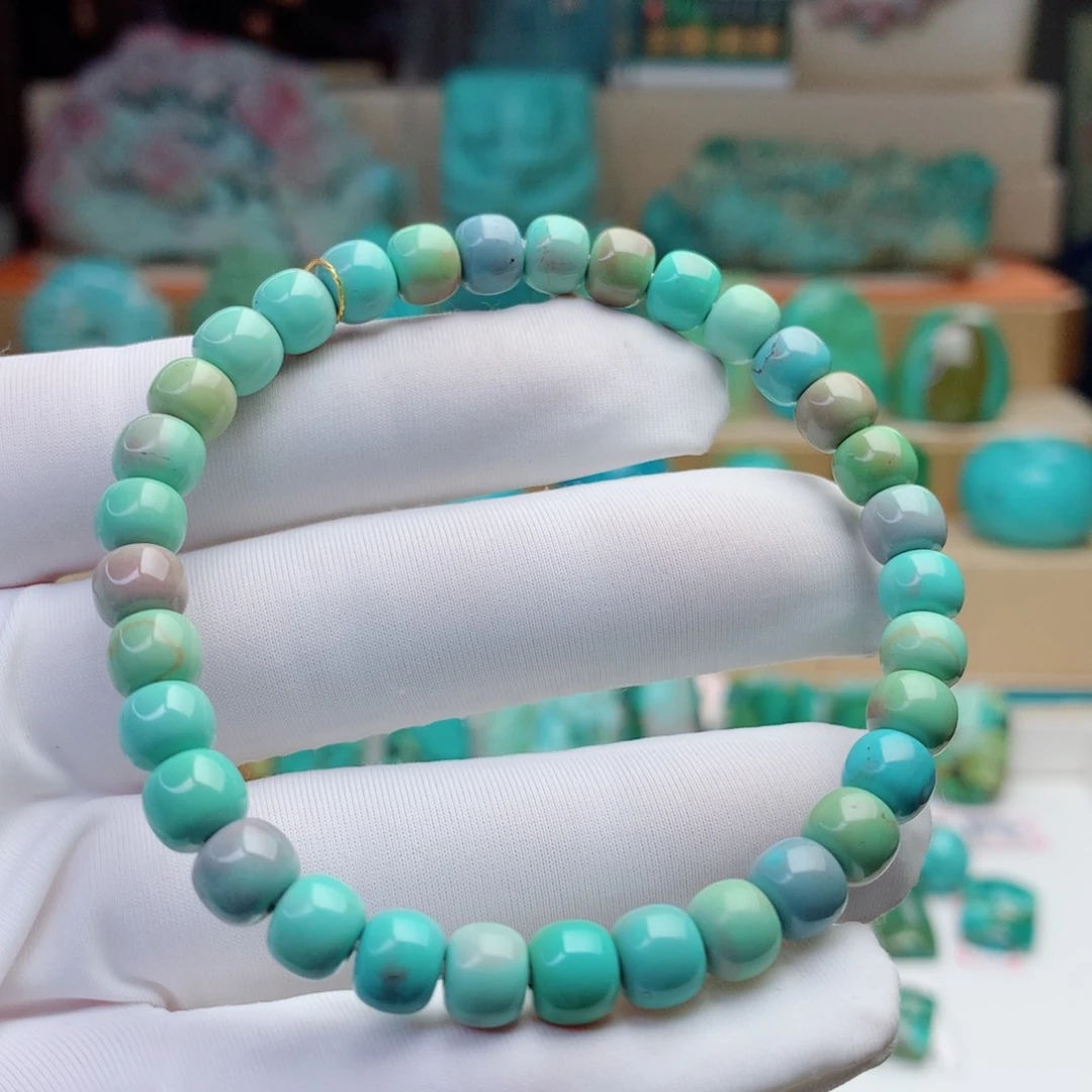 绿松石颈饰未镶嵌