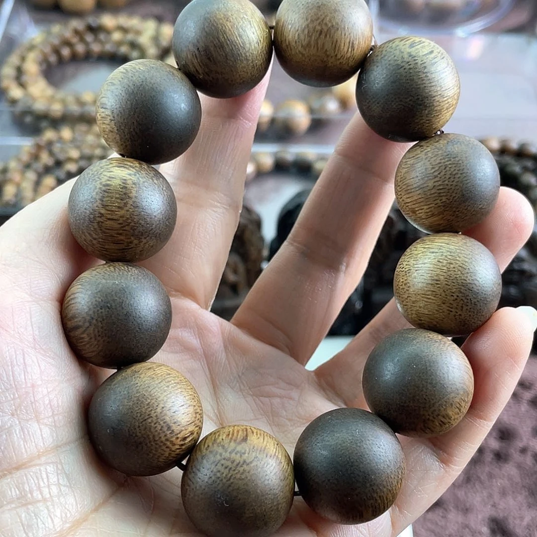 沉香手串海*越南芽庄白棋