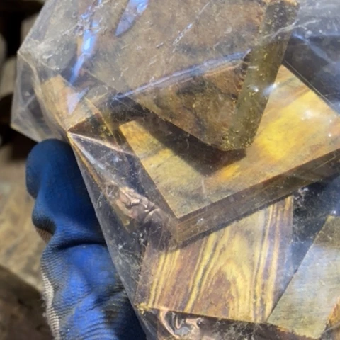 c***r贡木把件定制12359886688