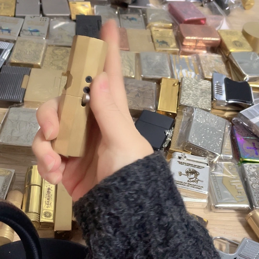 l***i捡漏直播间福利打火机