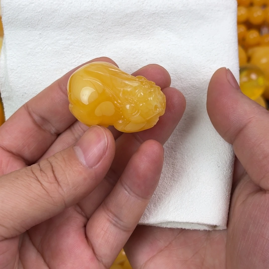 蜜蜡未镶嵌吊坠(不含链)