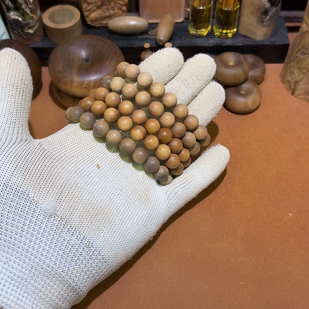 檀香木1.0×19颗瑕疵珠