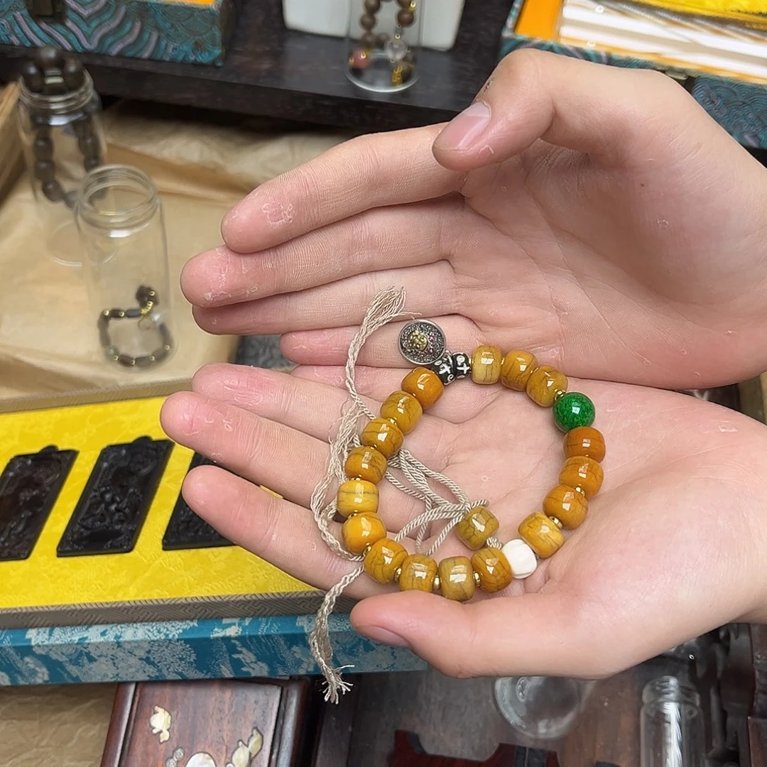 大叶紫檀（黑酸枝木类）