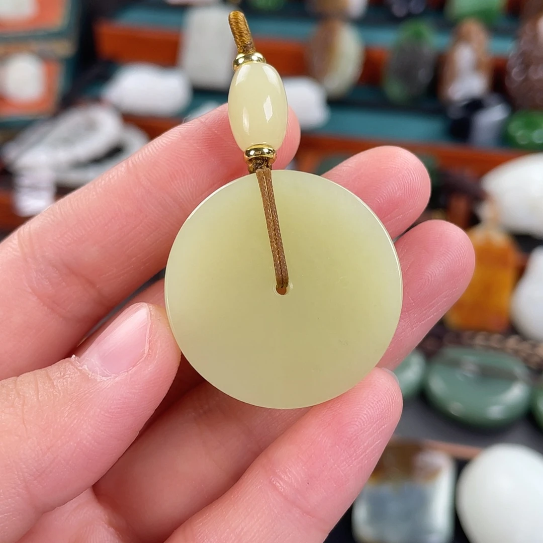 未镶嵌和田玉挂件