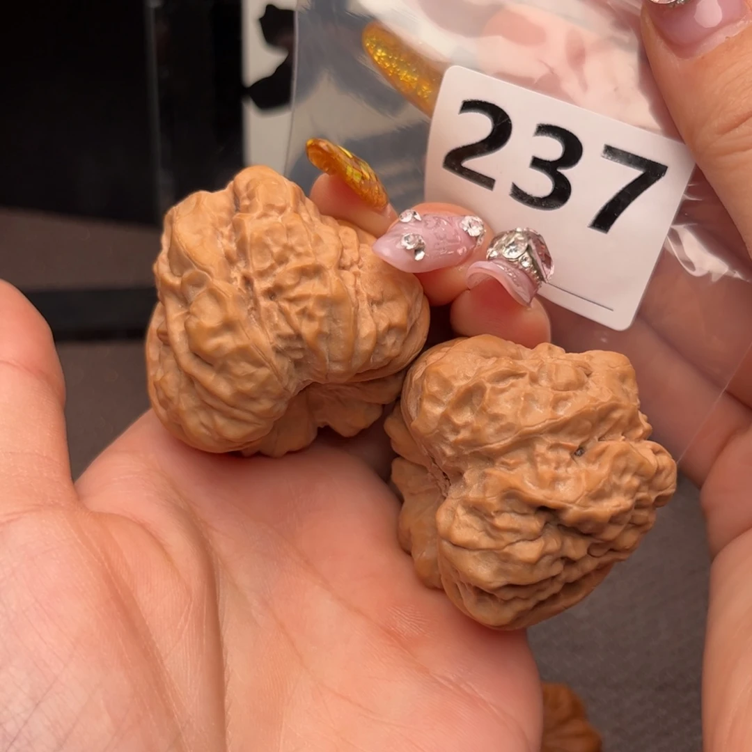 文玩核桃把件弓**z蛤蟆43