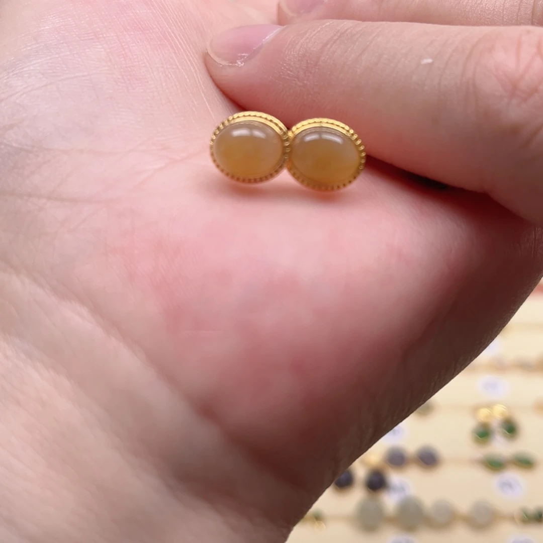 和田玉银S925镶嵌耳饰爱**抱