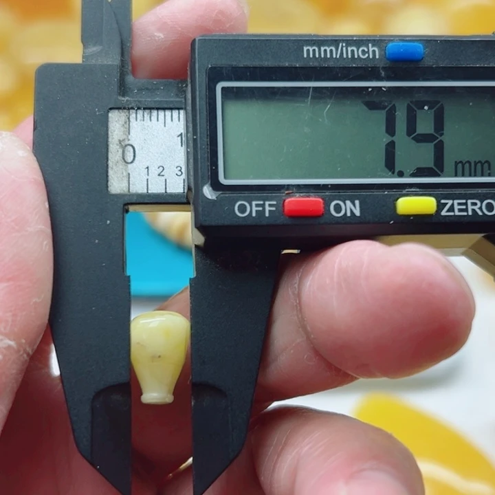 琥珀（矿物珀）未镶嵌裸石