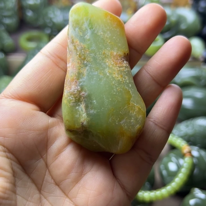 岫岩老玉（透闪石质玉）未镶嵌挂件用****1