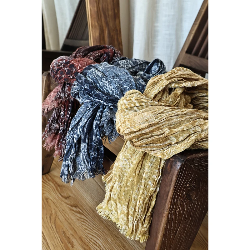 山下白 「搓澡巾」 复古文艺褶皱做旧羊毛印花围巾 披肩