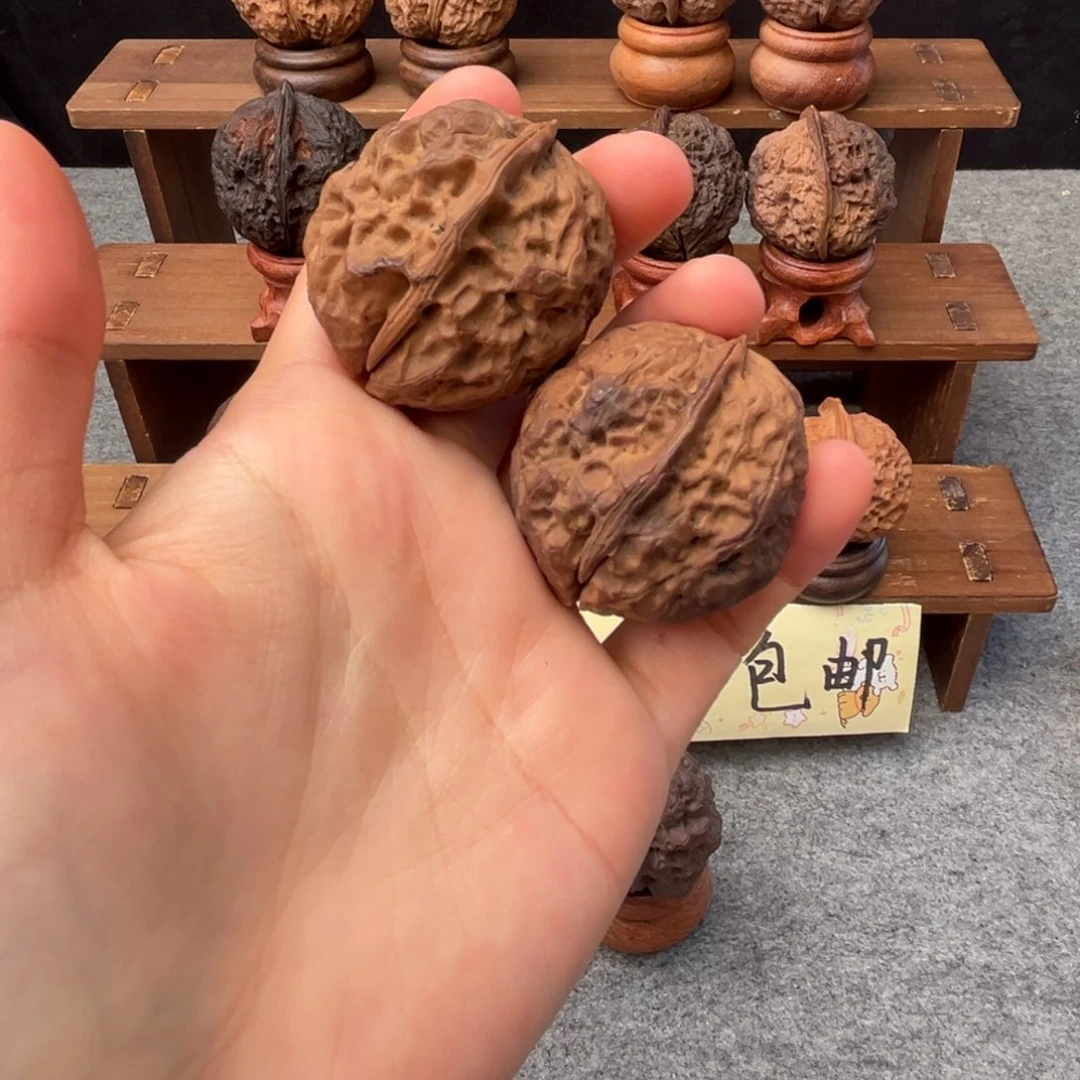 文玩核桃吊坠z凸棱宝刀38mm