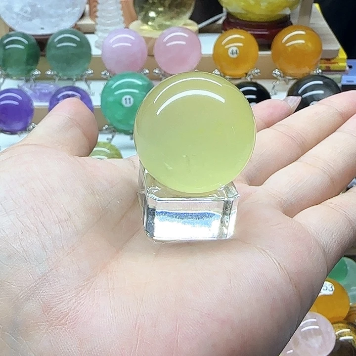 未镶嵌珠宝半成品水晶