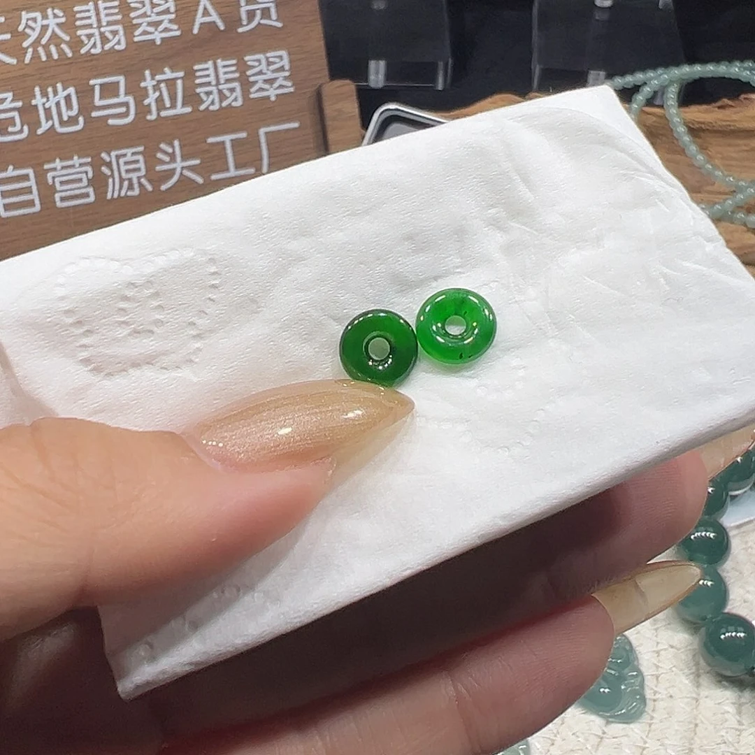 翡翠未镶嵌手链翡翠