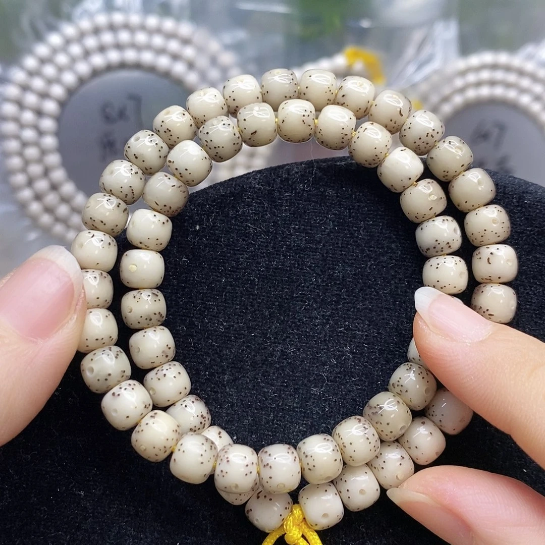 星月菩提吊坠67石玉手持