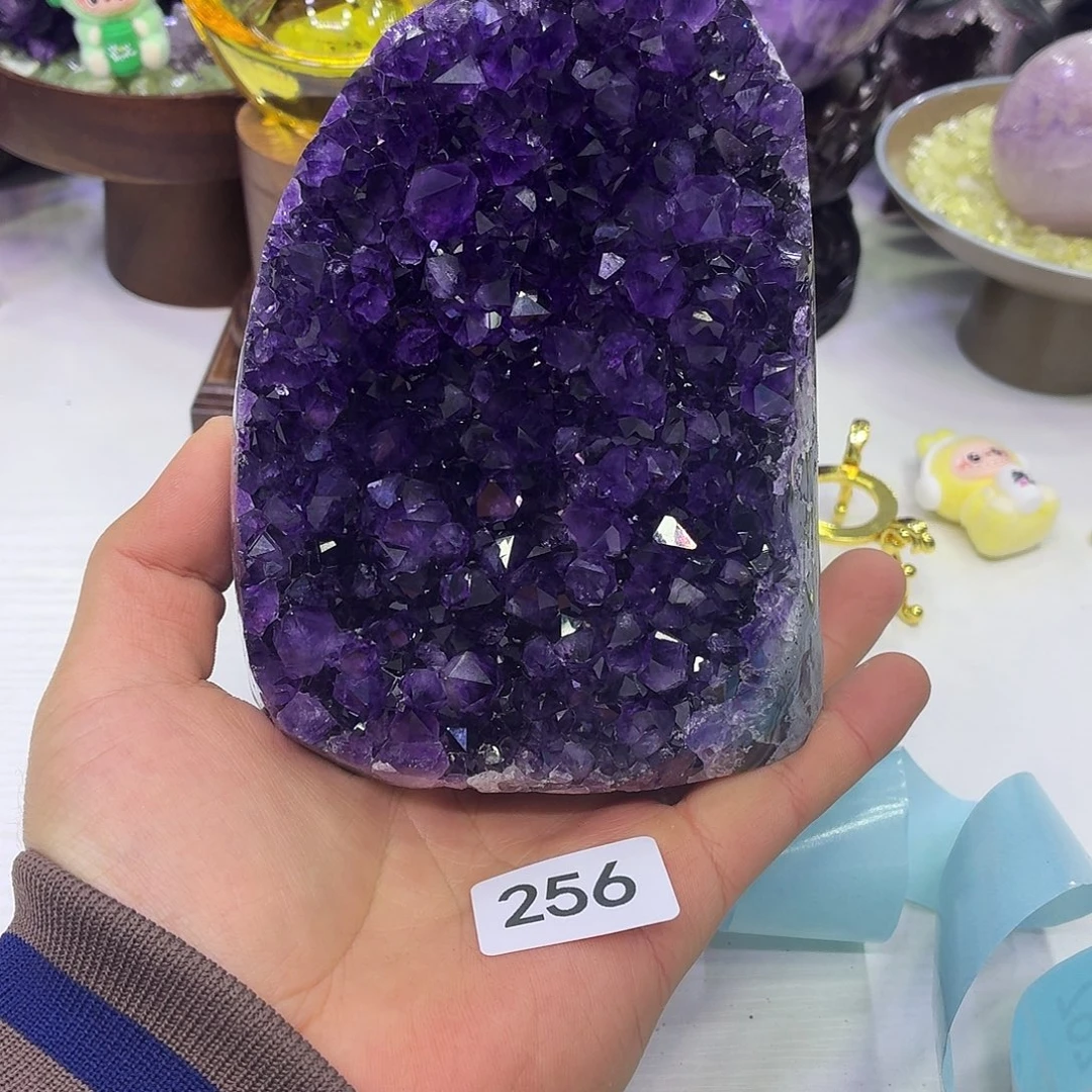 未镶嵌大型摆件（非配饰）水晶