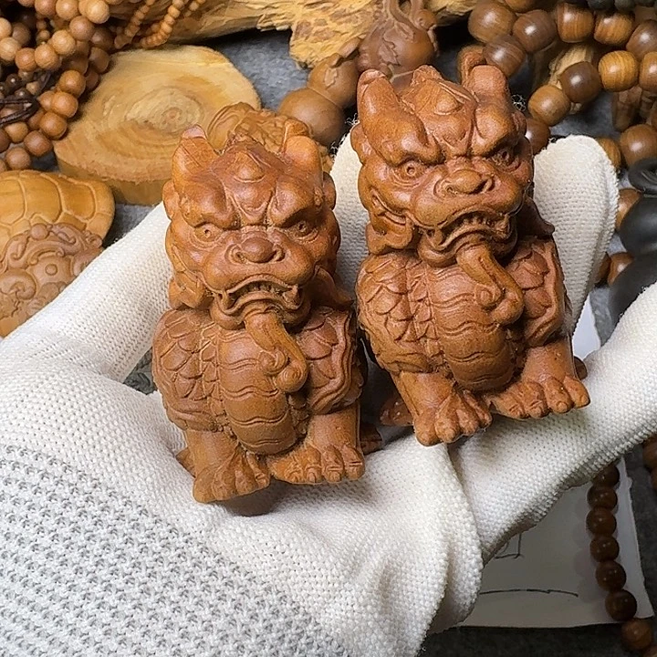 小***铁檀香木手串/手链老山檀香黑肉麒麟背书一对