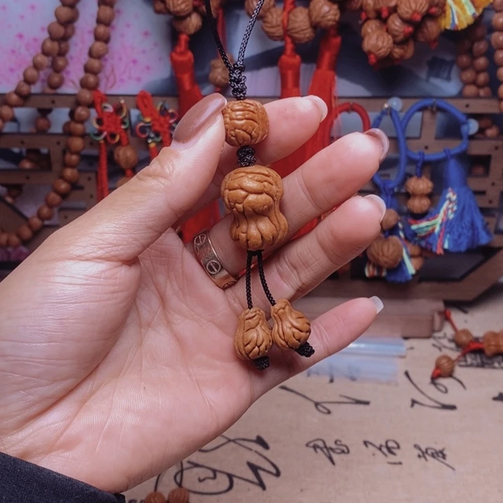 吊坠桃核龙纹桃枭