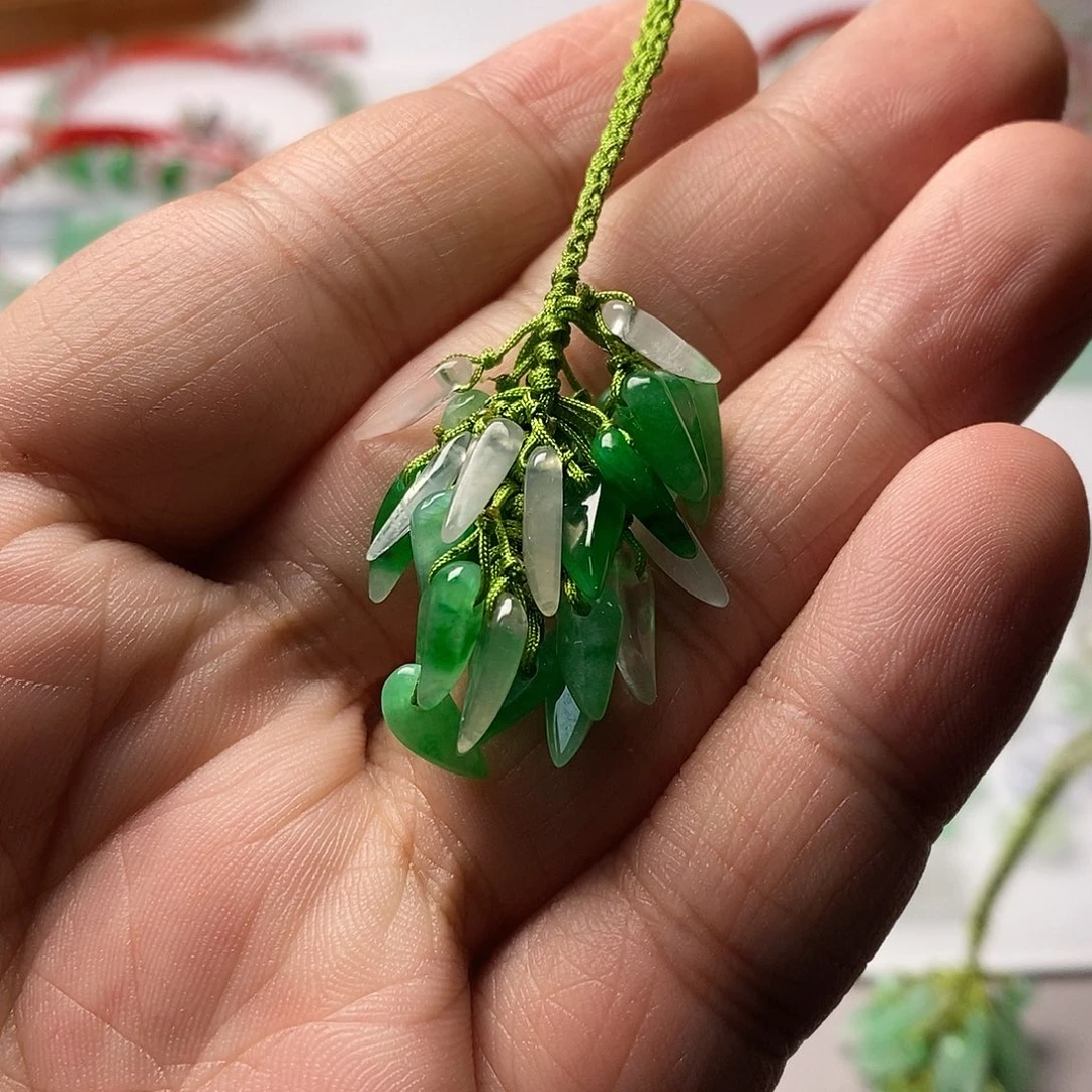 翡翠手串未镶嵌天然翡翠