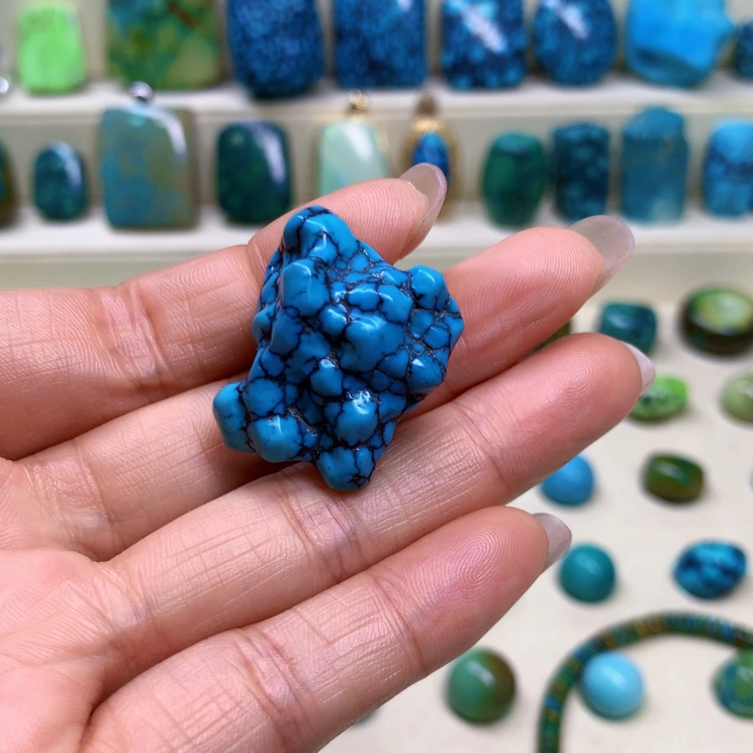 绿松石未镶嵌三彩随行