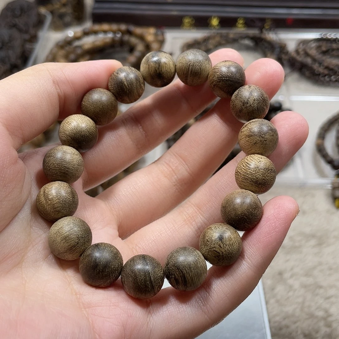 与***同沉香手串越南芽庄白棋虎斑