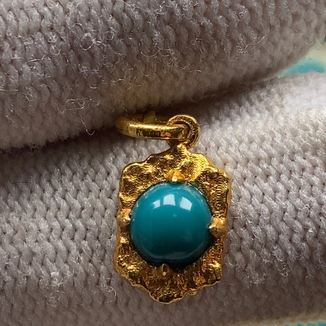 绿松石未镶嵌珠宝奇石A978