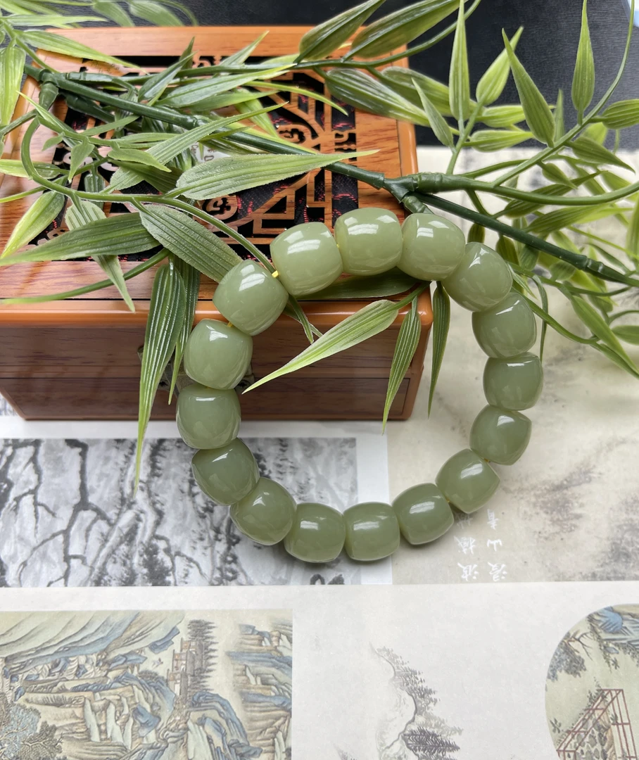 和田玉若羌正黄口直切精品手串（多样性发其一）