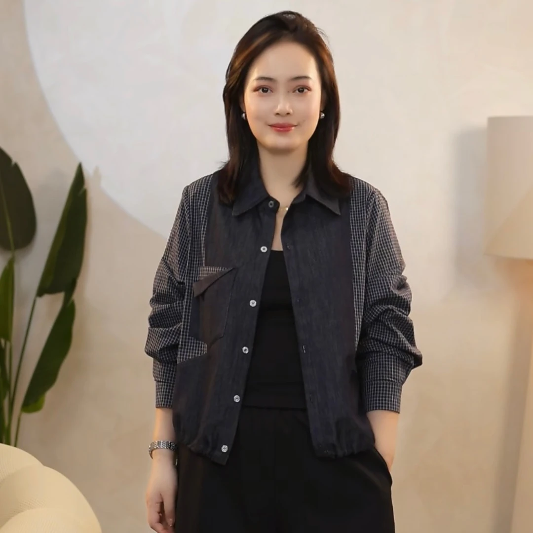 【曼姐女装】2025秋季上衣休闲拼接翻领衬衫长袖休闲风短款牛仔2688
