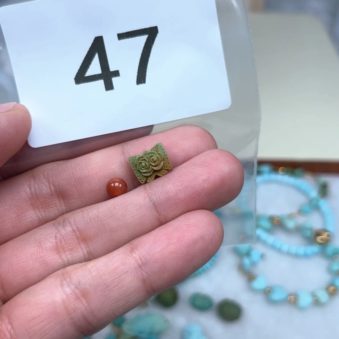 南红玛瑙未镶嵌珠宝奇石