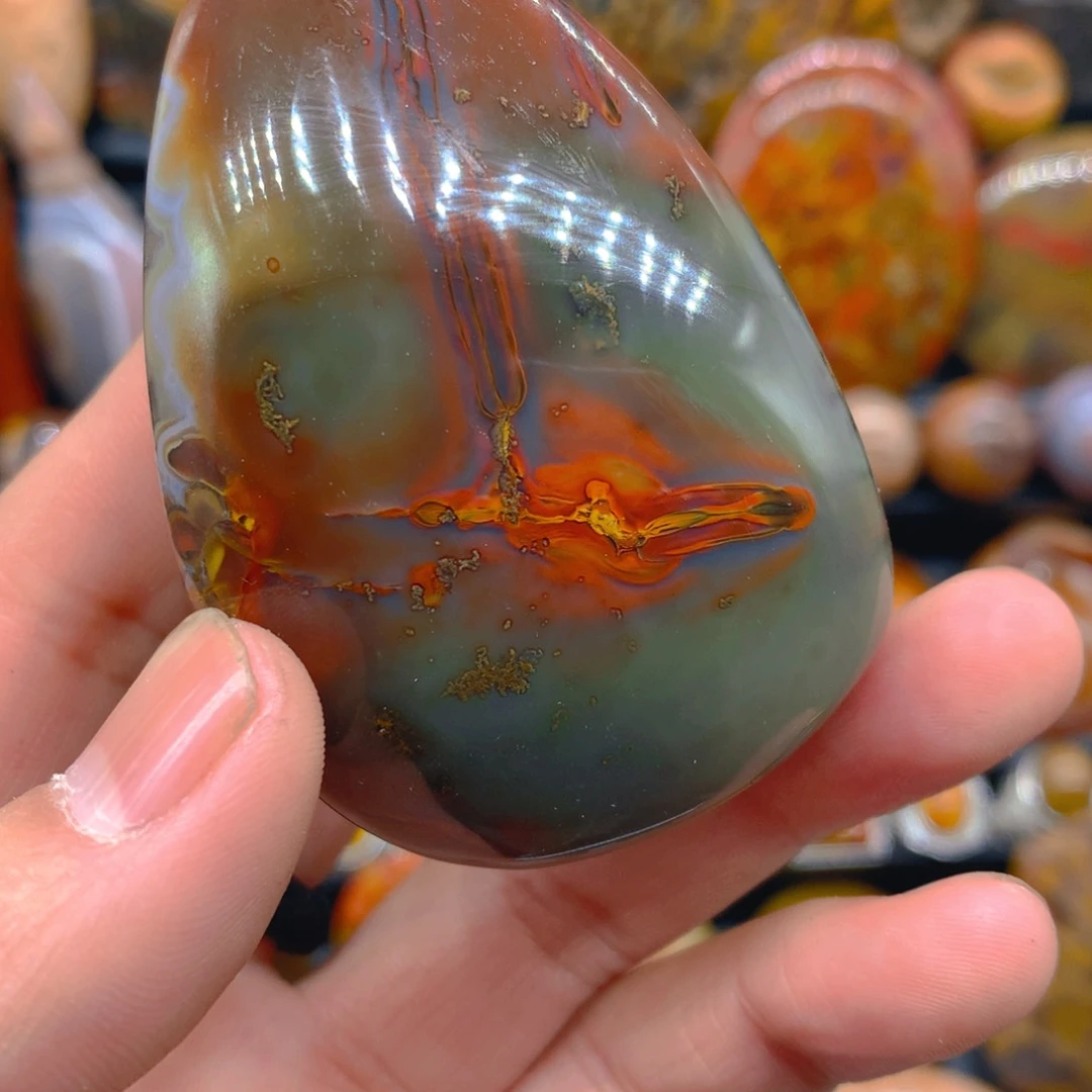 玛瑙/玉髓颈饰未镶嵌斐**采