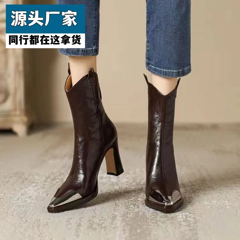 梵乐芬新款尖头舒适短靴高跟粗跟靴子2025早春新款防水台金属头黑