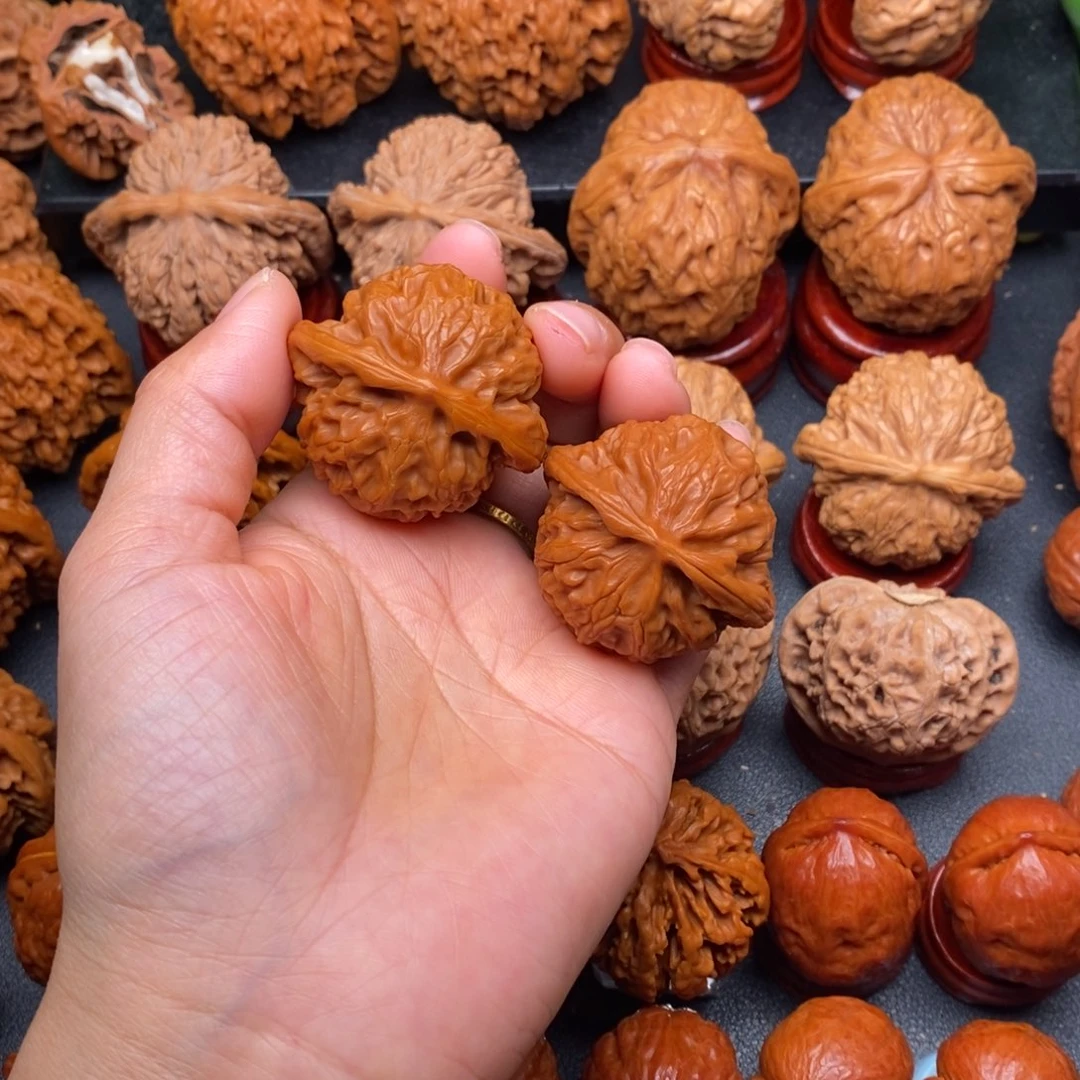 你***文玩核桃把件宫灯