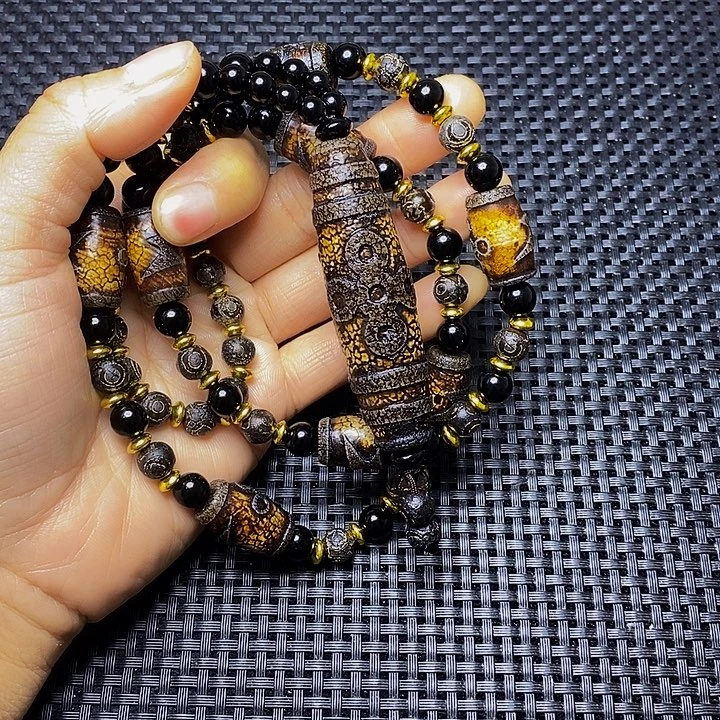 T***妮玛瑙/玉髓未镶嵌手链