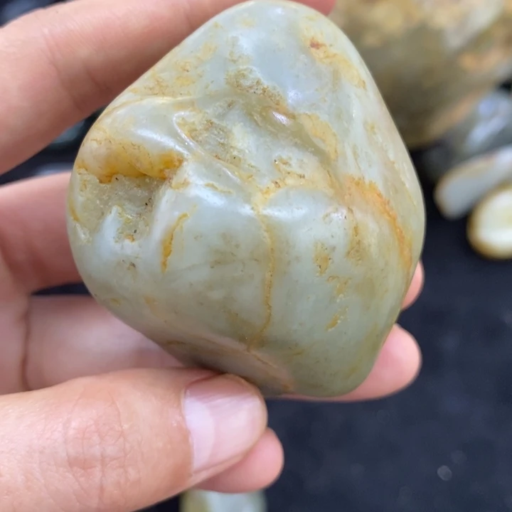 未镶嵌和田玉（糖玉）挂件