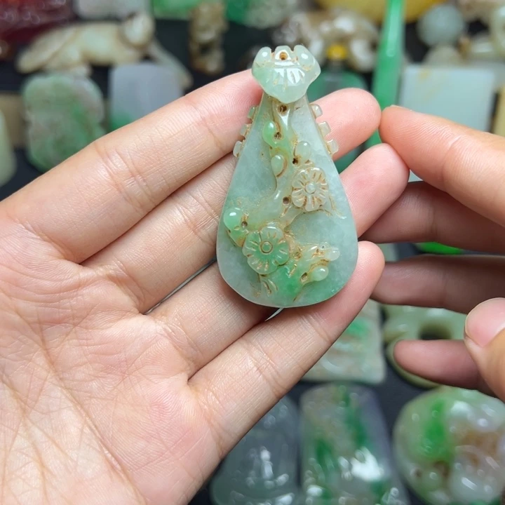 滴血莲花菩提吊坠