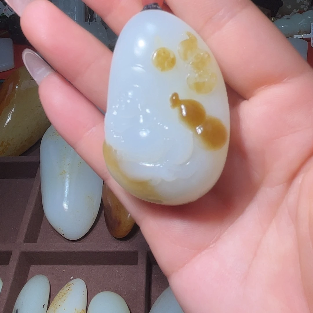 未镶嵌和田玉挂件刘*廷