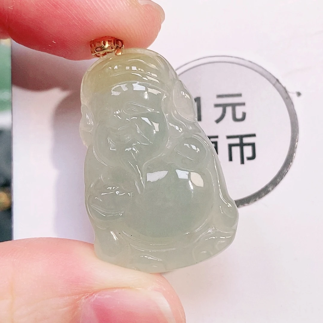 颈饰18K金镶嵌翡翠