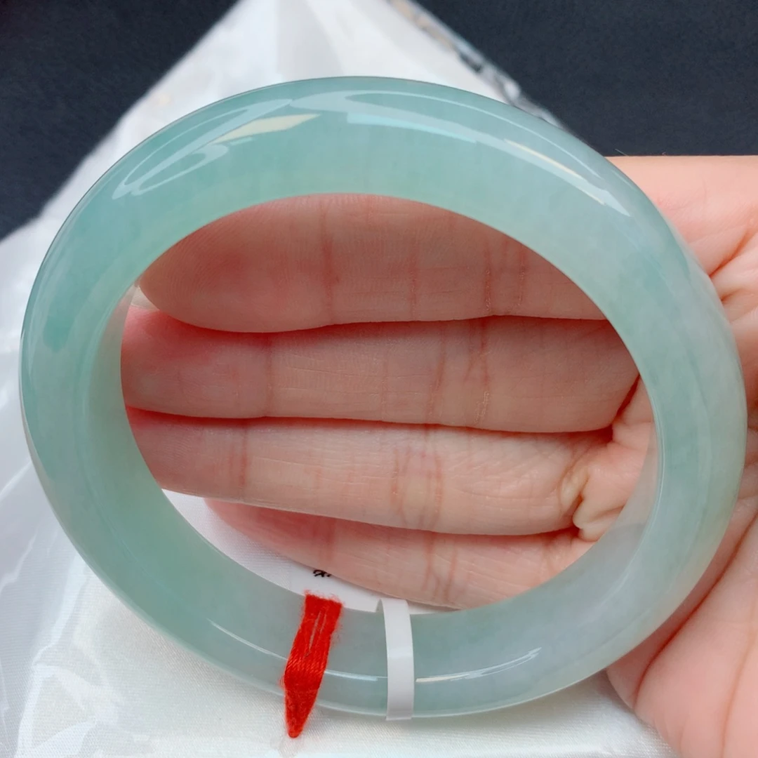 翡翠未镶嵌手镯61.5圈 细糯冰甜绿底冰胶润